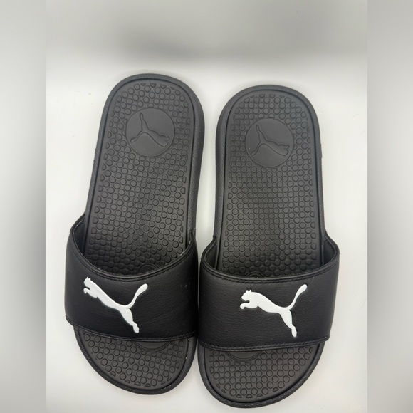Puma women’s Cool Cat Black Slides with White Logo, size 7 - Picture 1 of 3